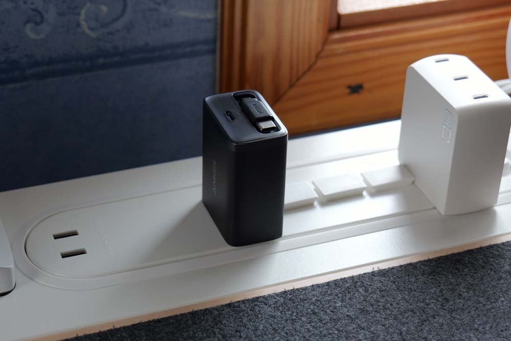 Anker Nano Charger 35W巻き取り式充電器