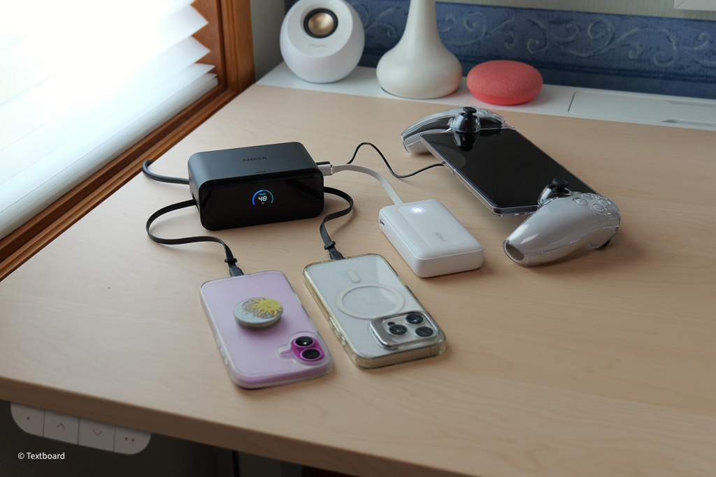 Anker Nano Charging Station 7-in-1 4台同時充電